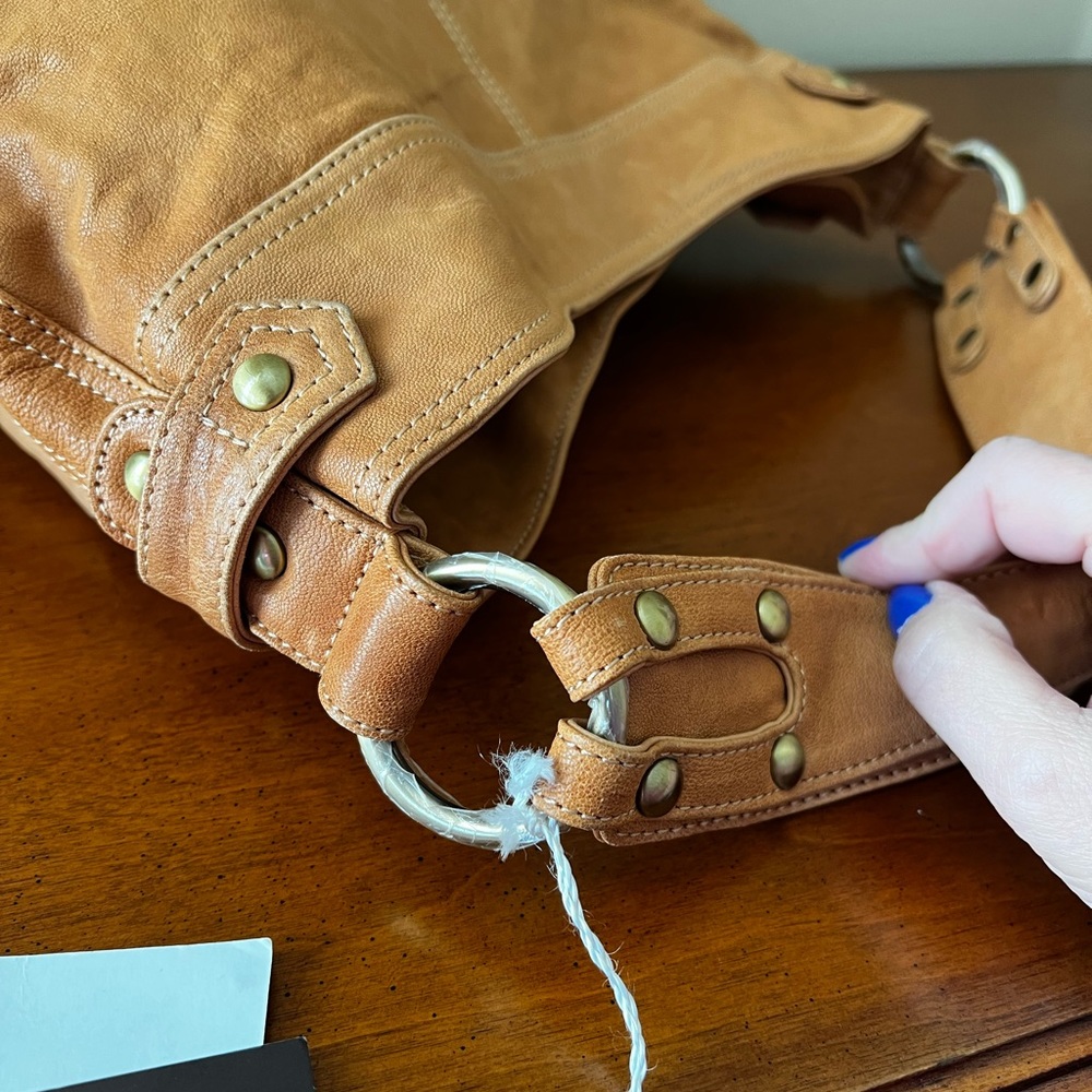 Golden Yellow Leather Large shoulder, Hobo Tote bag, with (4) exterior pockets. - Picture 6 of 14